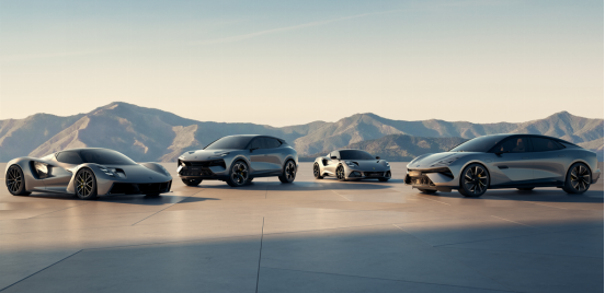 【新闻稿】致敬传奇,驭见冠军之路 路特斯EMEYA繁花哑黑及白金套装即将亮相成都国际车展720.png