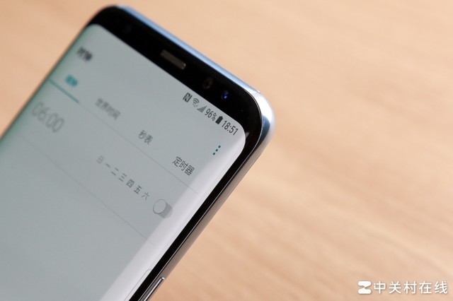 曲屏、直屏还是“等深四曲屏”?一文带你认清优缺点