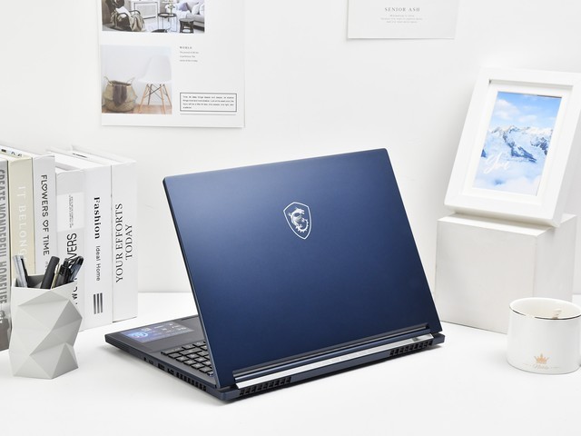 上手体验微星绝影16 AI Studio 2024:做工精湛 性能强悍的AI PC