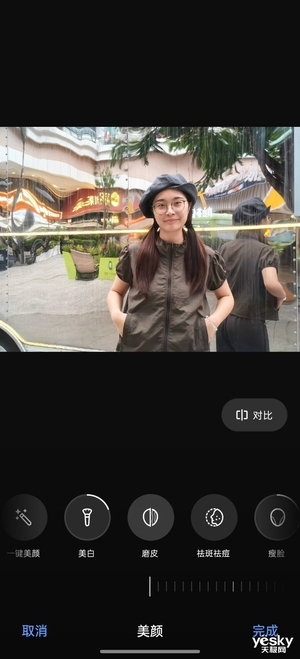 AI消除再升级,OPPO Reno13系列一键路人消除体验