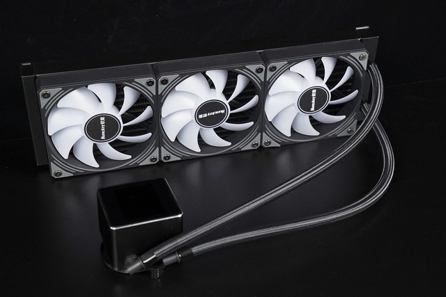 等等党迎来新胜利RTX 4080 Super怎样攒机才算合理?