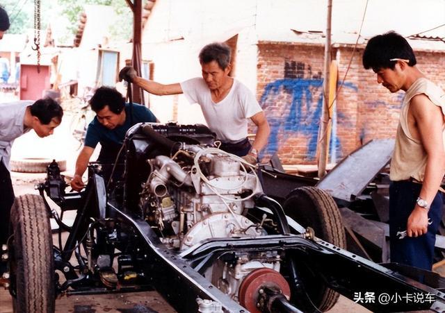 1990年，国内首条客车专用底盘在江淮汽车制造厂出生