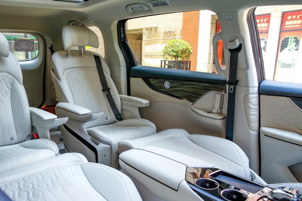 今年夏天全家出游就靠它了!星海V9“豪华大平层”实拍体验