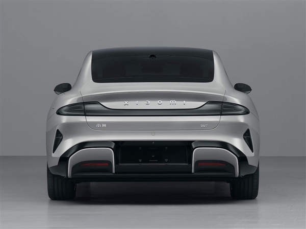 小米SU7新尾标通过工信部备案:北京小米改为“小米” 商标小米牌