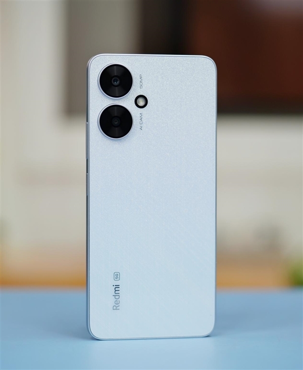 749元5G入门神机!Redmi 13C彩虹星纱图赏