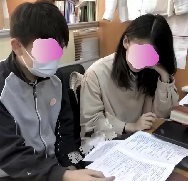 上海女教师出轨未成年学生?学校:涉事人被停职