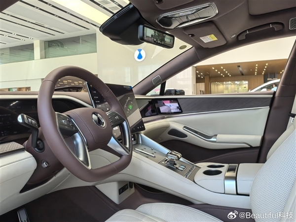 比亚迪D级猎跑腾势Z9GT展车到店实拍!8月20号预售 当日可下单