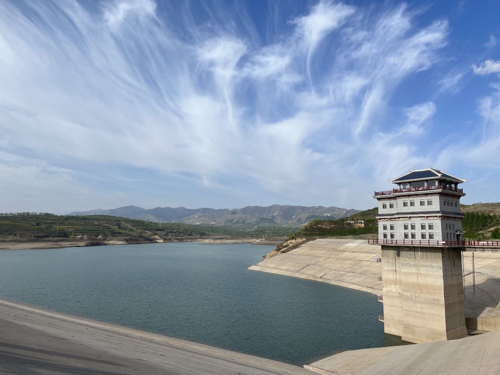 位于固原市原州区开城镇的中庄水库,是宁夏中南部城乡饮水安全工程的主调节水库。新华社记者 任玮 摄