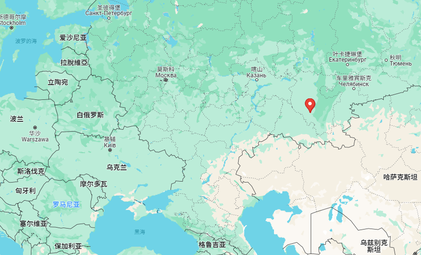 俄罗斯巴什基里亚地区的一家油厂遭袭 图自俄罗斯媒体