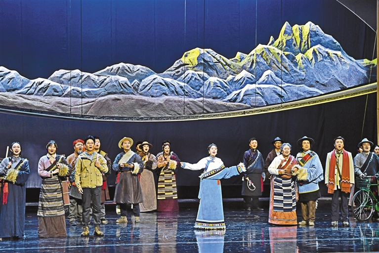 西藏首部现实主义题材原创音乐剧《天·梦》在江苏南京首演。