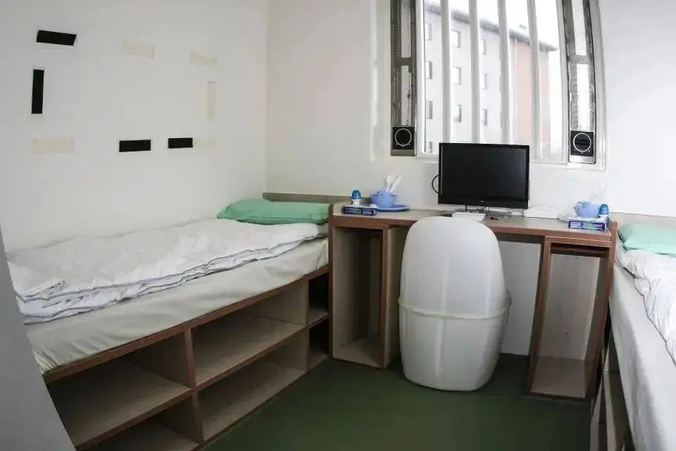 ● 伯温监狱罪犯的房间
