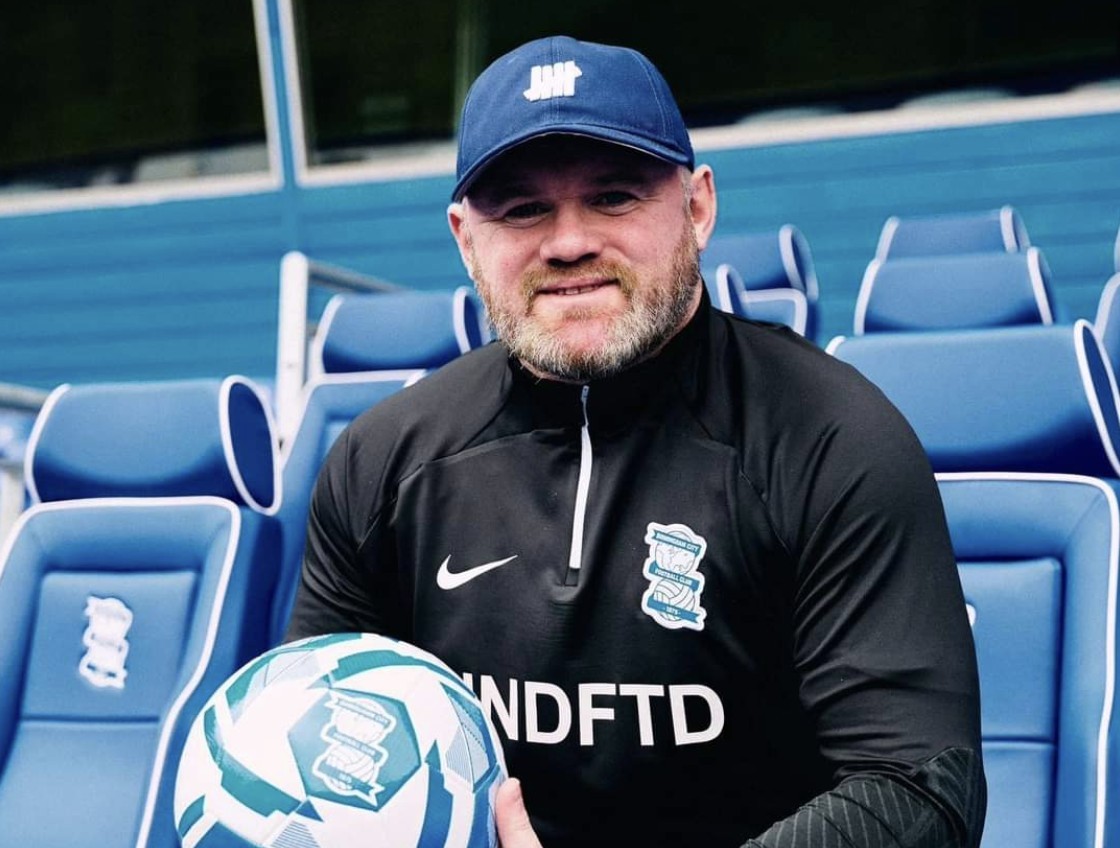 成绩不佳，伯明翰请鲁尼时排英冠第六，现在球队已降级英甲_凤凰网