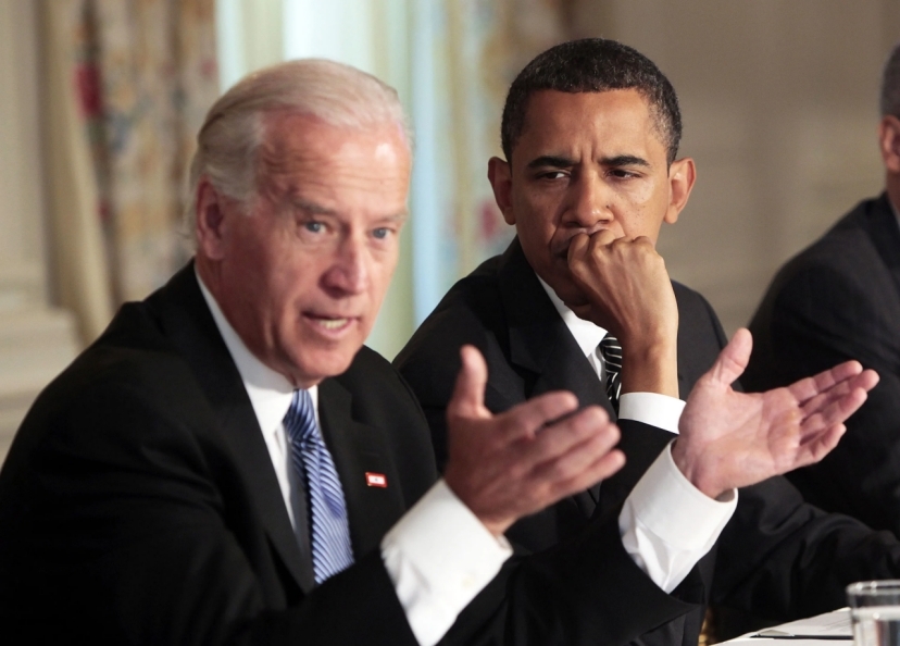 孬口理国总统拜登（左）、孬口理国前总统奥巴马（左）遥程图 图源：中媒