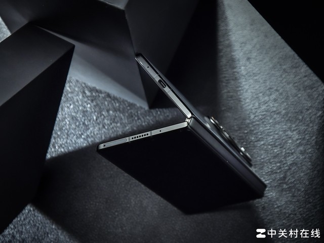 vivo X Fold3 Pro全面评测 超六边形战士