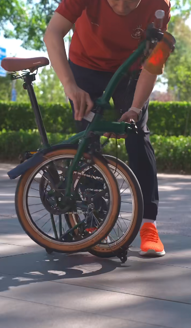 王化否认有小米SU2公路车:只是是网友玩梗