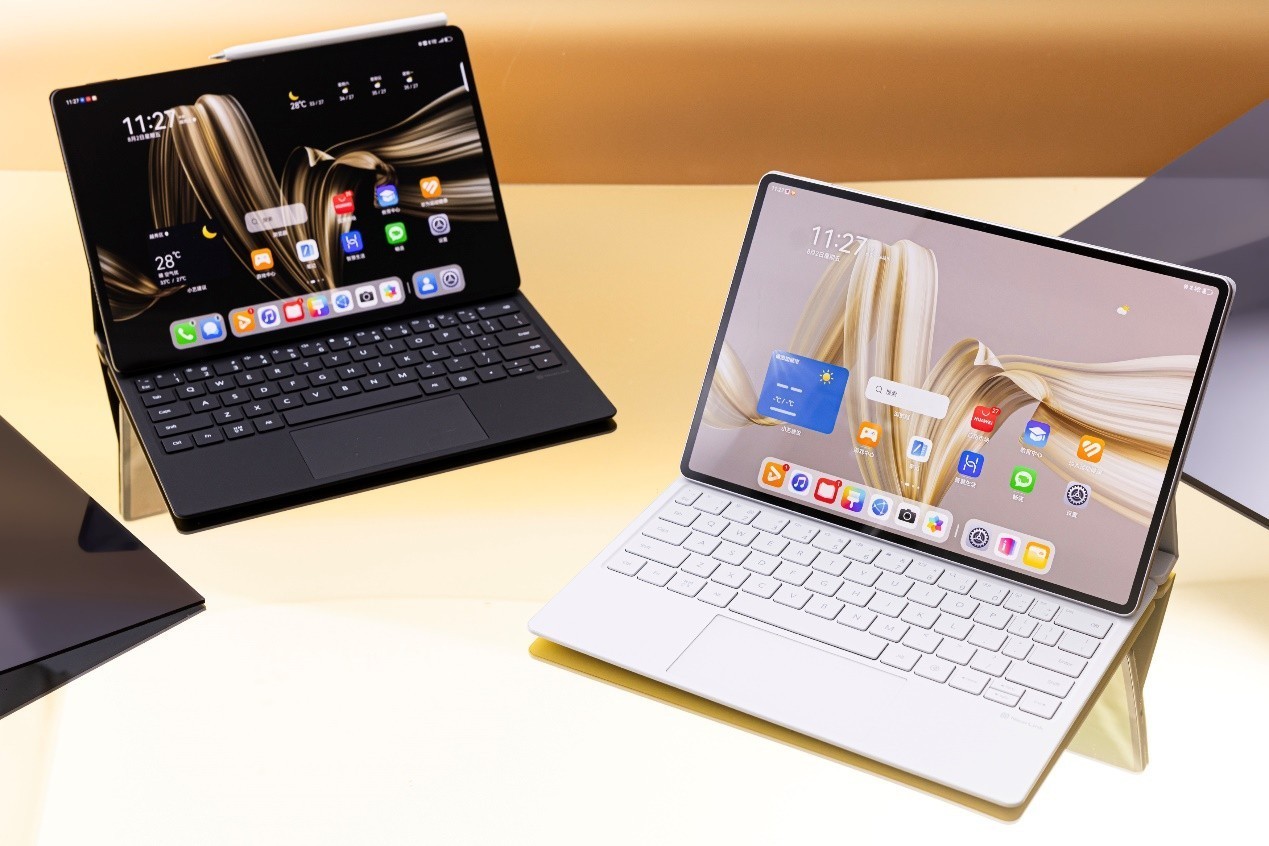 华为发布双层OLED云晰柔光屏平板:天生会画打造数字创作的新王牌