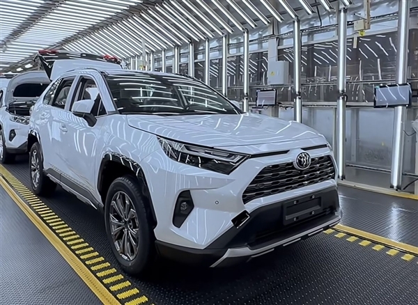 16.98万起 新款丰田RAV4荣放上市:和老款几乎没什么不同