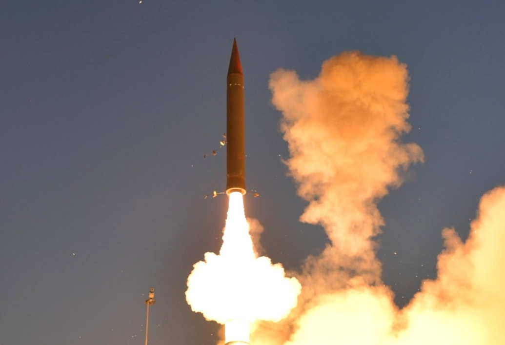 以色列“箭-3”反导系统进行反导测试。