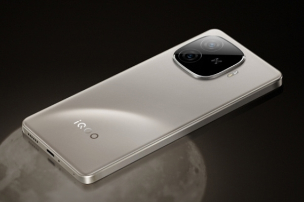 通信能力大提升!iQOO Z9 Turbo+支持四频北斗、5.5G移动通信