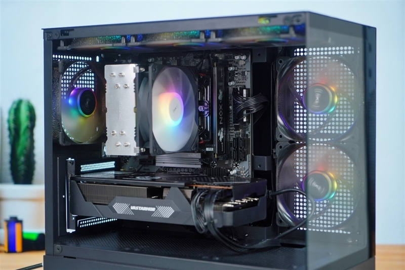 6K价位整机不二之选!AMD锐龙7 8700F评测:游戏、AI全方位战胜i5-14400F