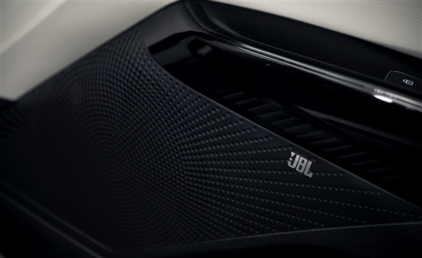 不到14万买合资中型轿车!新款起亚K5上市:两种动力