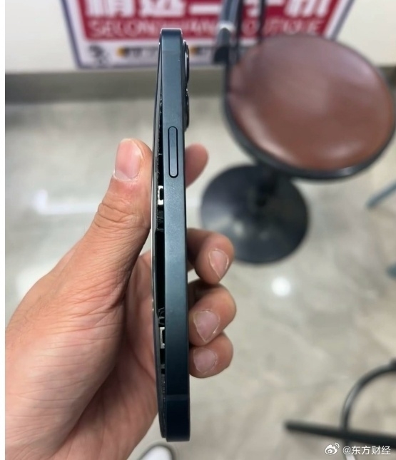 免去799元良心!男子iPhone 13电池鼓包免费维修 苹果中国直营店回应