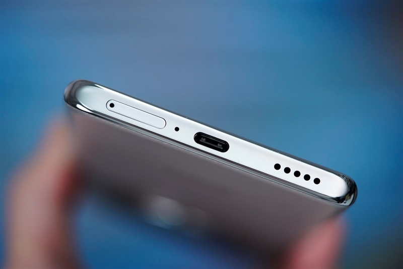 抗摔、长续航、卫星通信 荣耀X60 Pro全面评测:真正让你用得安心的耐用神机