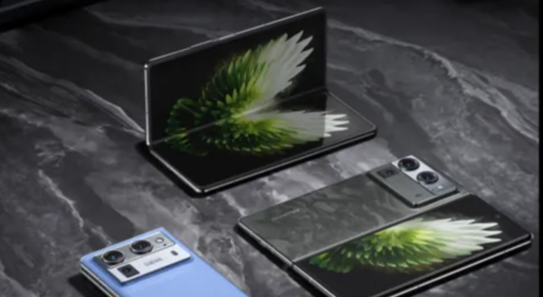 传音Tecno Phantom V Fold2