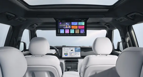 当地售价916.9万起!极石ROX 01正式亮相俄罗斯市场