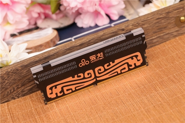 DR8000怎么用带你超频8000+，墨云藏境DDR5 RGB内存条超频实测_https://www.jmylbn.com_新闻资讯_第3张