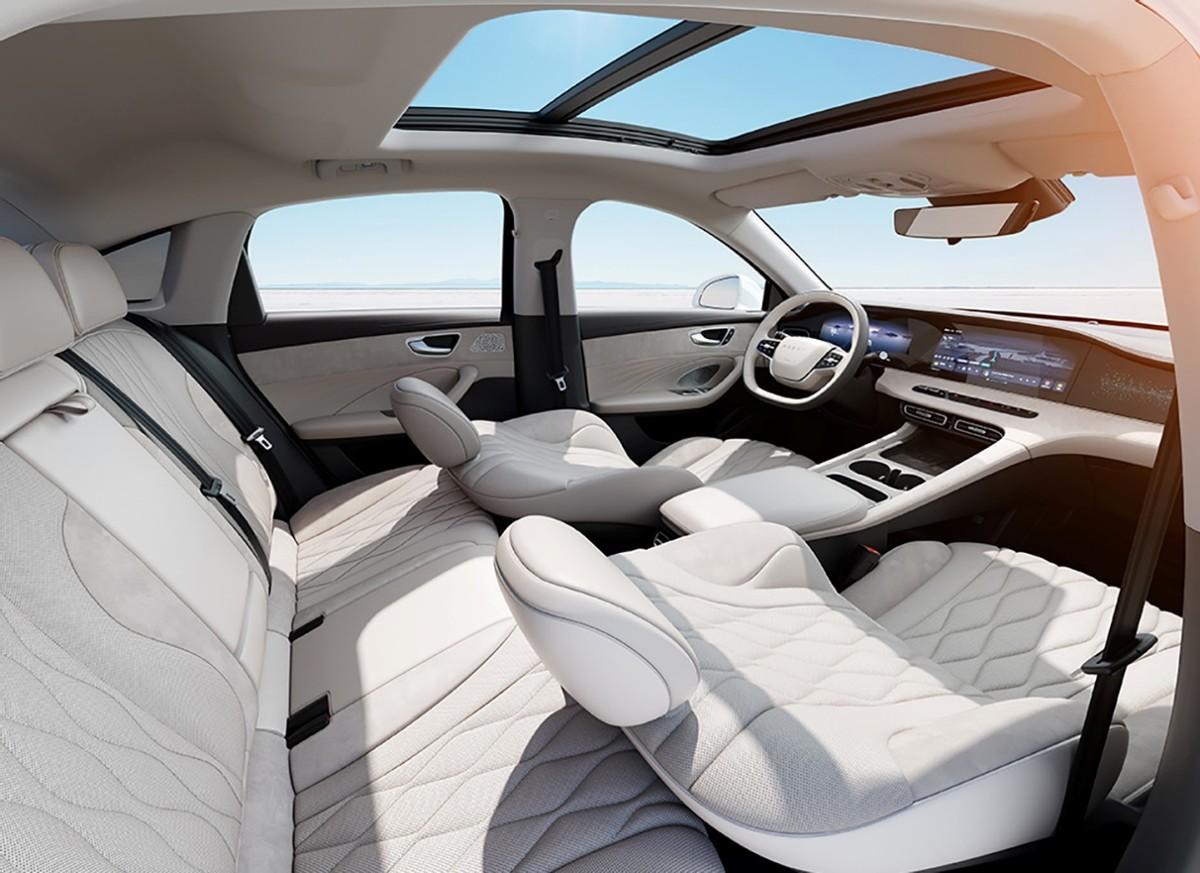 小米引发新能源市场地震?多品牌降价 埃安/荣威/小鹏/问界