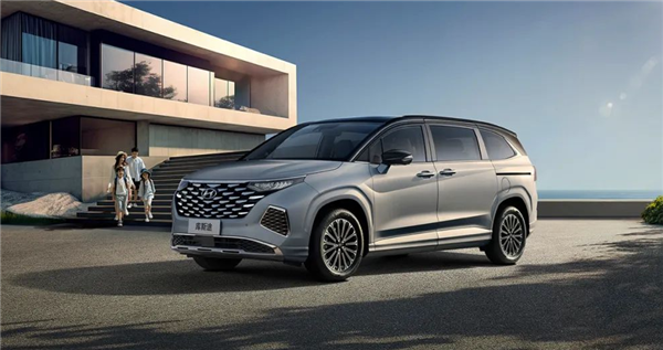 伪装成MPV的SUV 新款北京现代库斯途上市:17.18万起