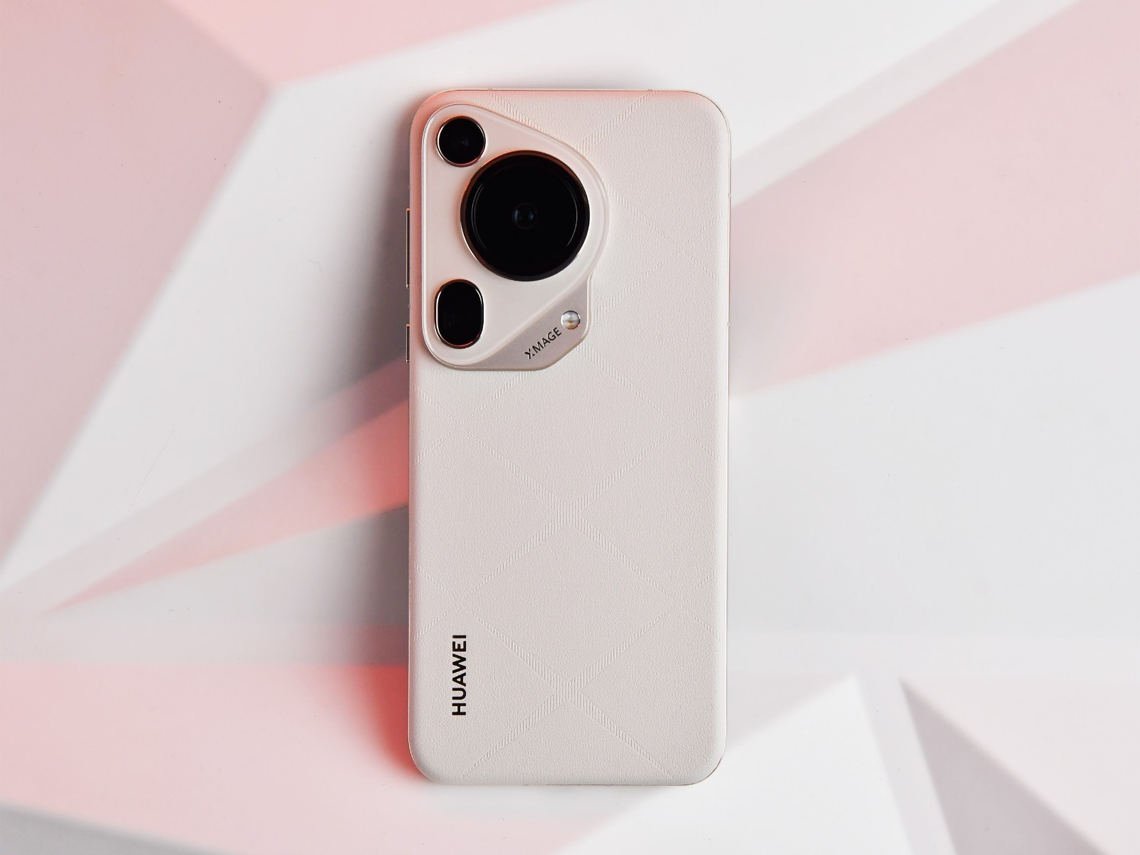 技术创新引领全生态布局,华为展现全产品线卓越竞争力