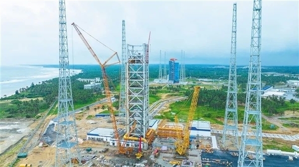 长征十二号火箭首飞出征!中国第一款4米级直径