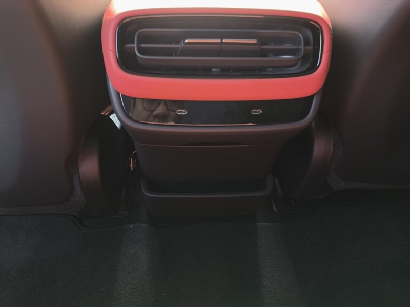 未必斩男 但必定斩女!小米SU7 Max创始版2300公里实测满月总结