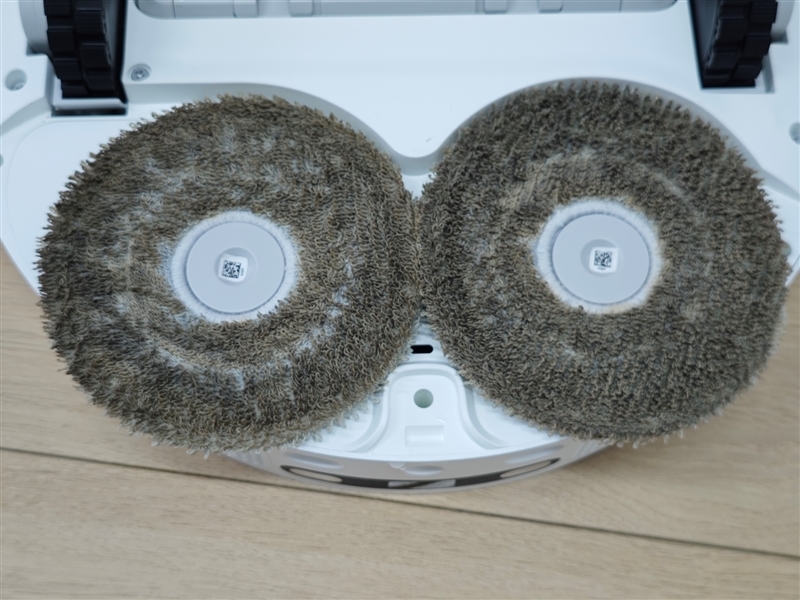 万帕吸力亲民价位 米家扫拖机器人M40评测:高性价比懒人清洁神器