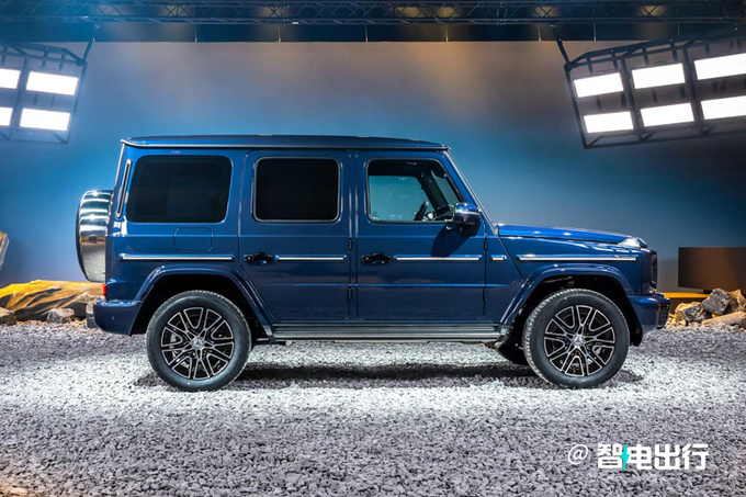奔驰新g级全球首发引擎缩水电动版定名g580