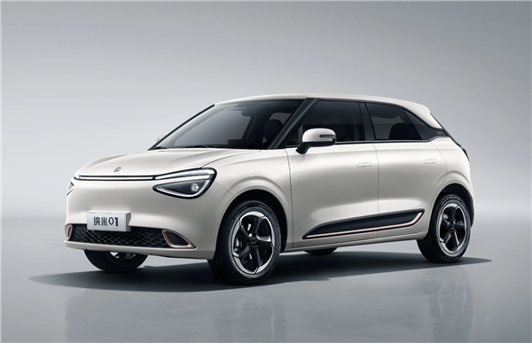 新增苹果CarPlay、华为HiCar 东风纳米01推OTA升级:但有个条件