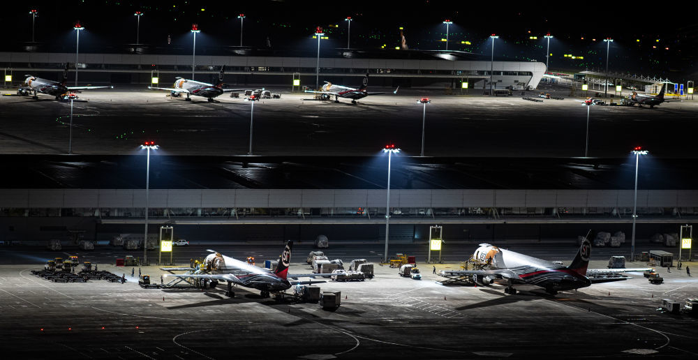 6月2日凌晨拍摄的鄂州花湖国际机场停机坪一角。新华社记者 肖艺九 摄