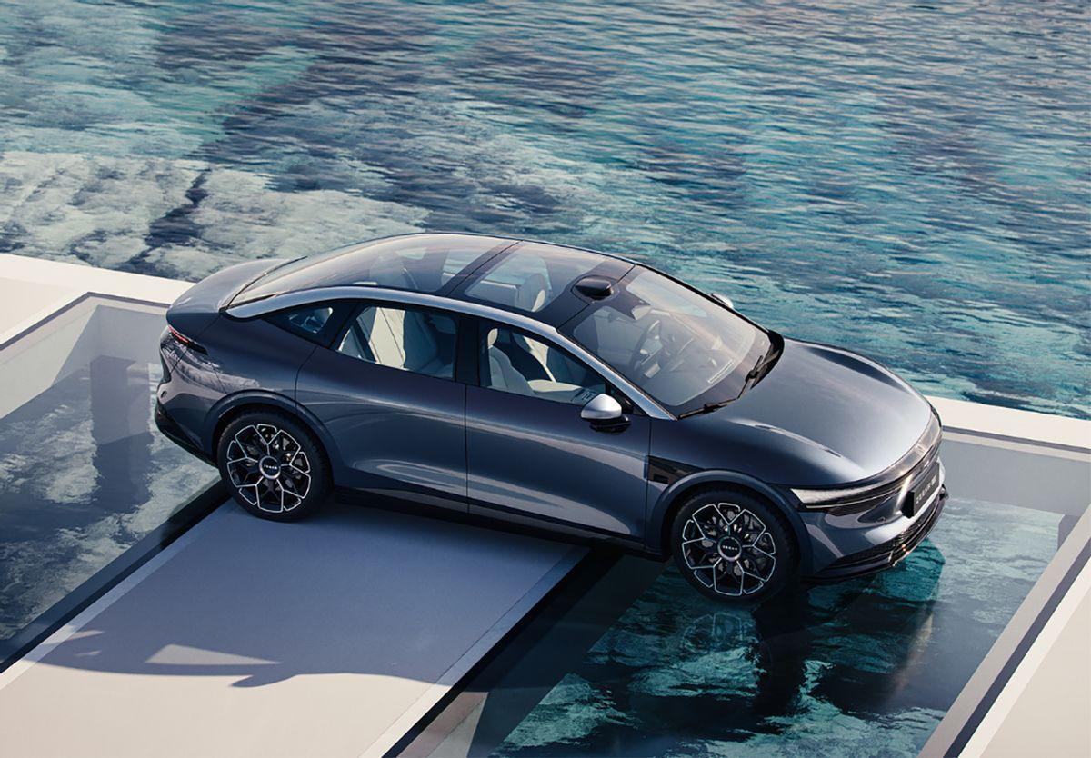 2023年最长续航电动车TOP10,800km是及格线,超1000km的有3款!