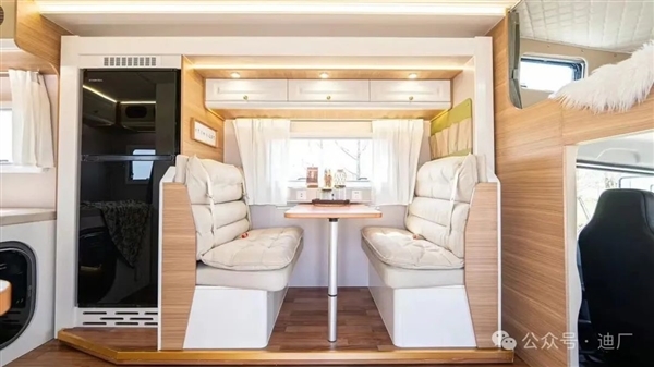 29.99万起 比亚迪T5房车首发上市:免购置税、水电无忧