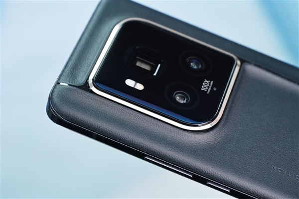 鹰眼相机设计更灵动!荣耀Magic6至臻版图赏