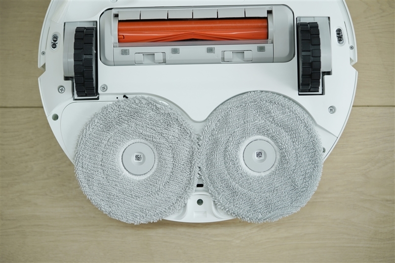 万帕吸力亲民价位 米家扫拖机器人M40评测:高性价比懒人清洁神器