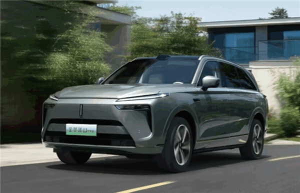 30万级高阶智驾SUV!魏牌全新蓝山10月销量6180台 暴增204.13%