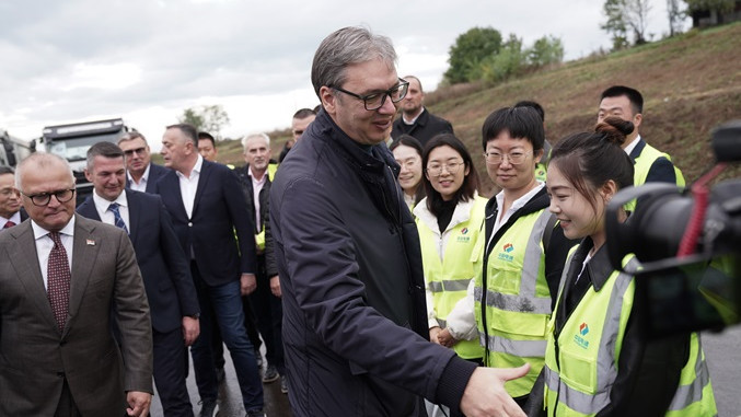 武契奇出席中企承建项目通车仪式：感谢中国朋友