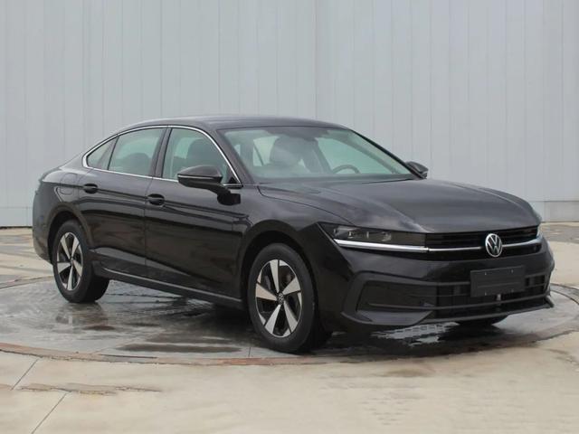 大众帕萨特焕新升级内饰更像新势力了