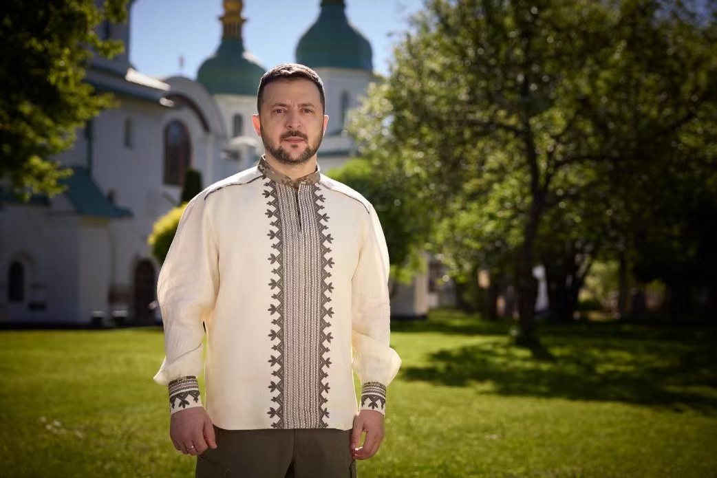 当地时间5月5日，泽连斯基在社交媒体上发表视频讲话。