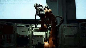 上海爱仕达机器人有限公司的智能制造工业机器人（5月25日摄）。新华社记者 马知遥 摄