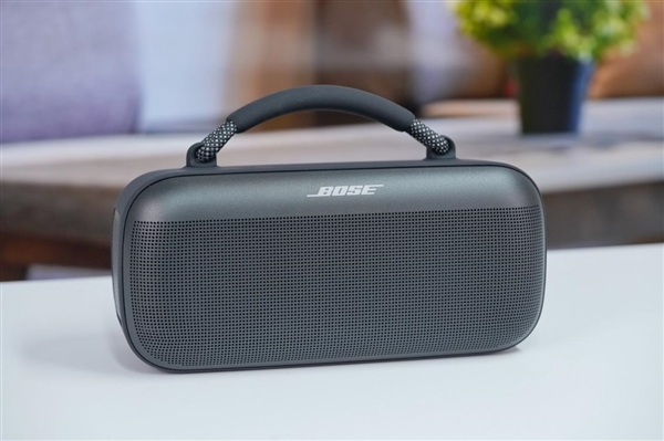 一次充电畅听20小时!Bose SoundLink Max手提音箱图赏