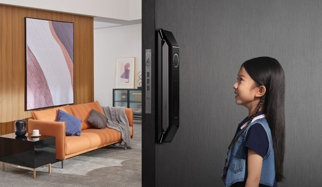 秒级无感解锁 安心智慧生活 华为智能门锁系列参展AWE 2024